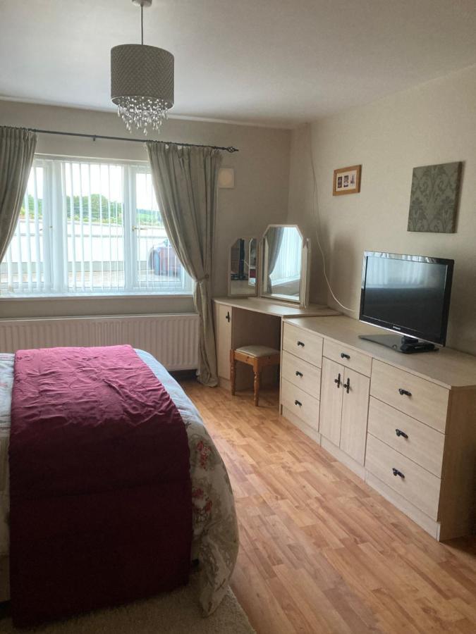Deeleview Apartment Lifford Extérieur photo